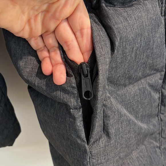 ROOTS Down Fill Winter Jacket - Picture 4 of 14